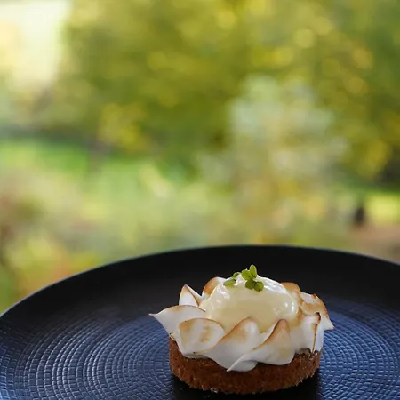 Maison Jenny Restaurant & Hotel