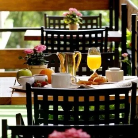 Отель Maison Jenny Restaurant & 3*