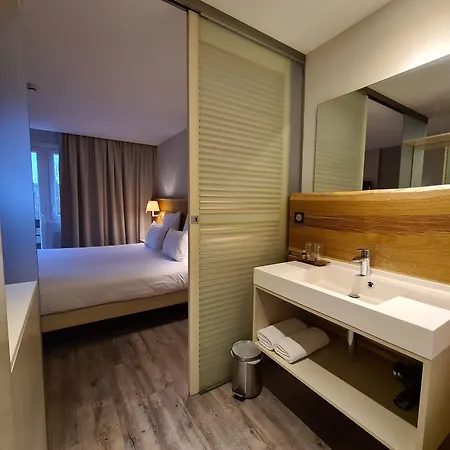 Maison Jenny Restaurant & Otel 3*