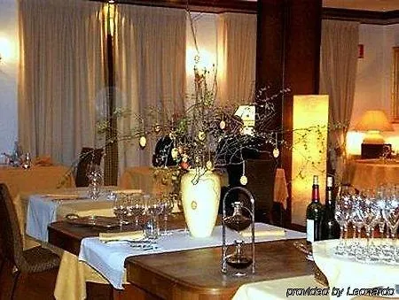 Maison Jenny Restaurant &